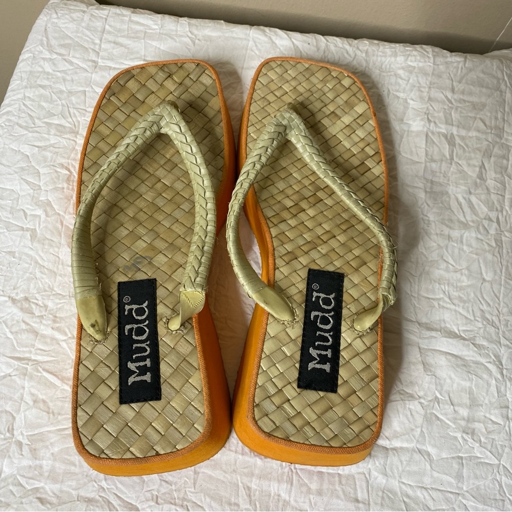 Mudd Y2K sandals